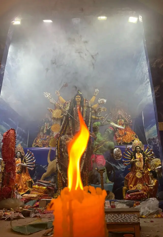 Evening aarti before the nine goddesses